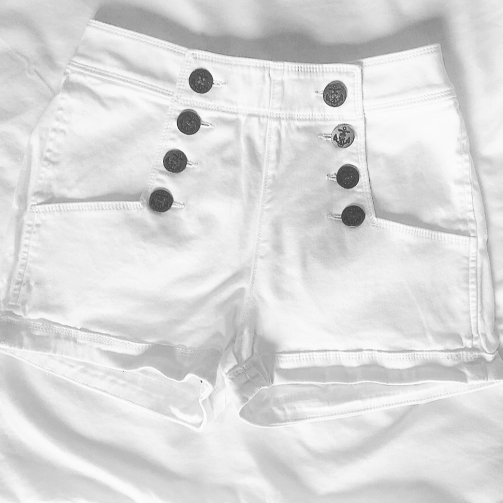 Express shorts